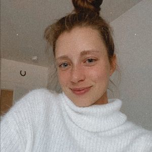 Meet your Posher, Savannah